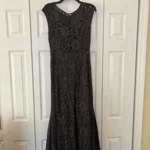 Vera wang evening lace dress